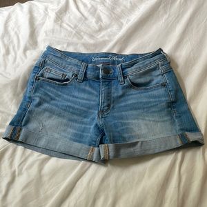 Women’s jean shorts